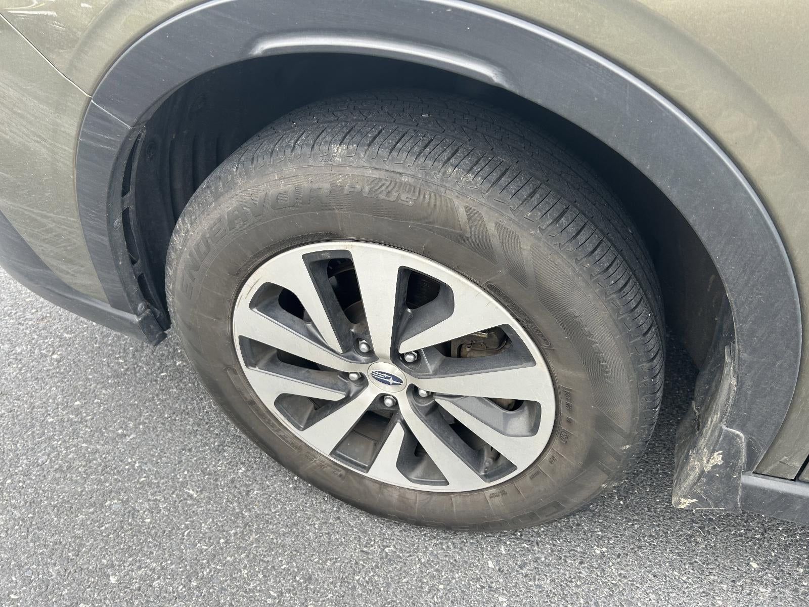 2020 Subaru Outback Premium CVT