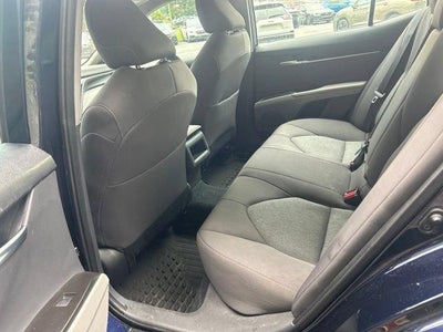2022 Toyota Camry LE Auto (SE)