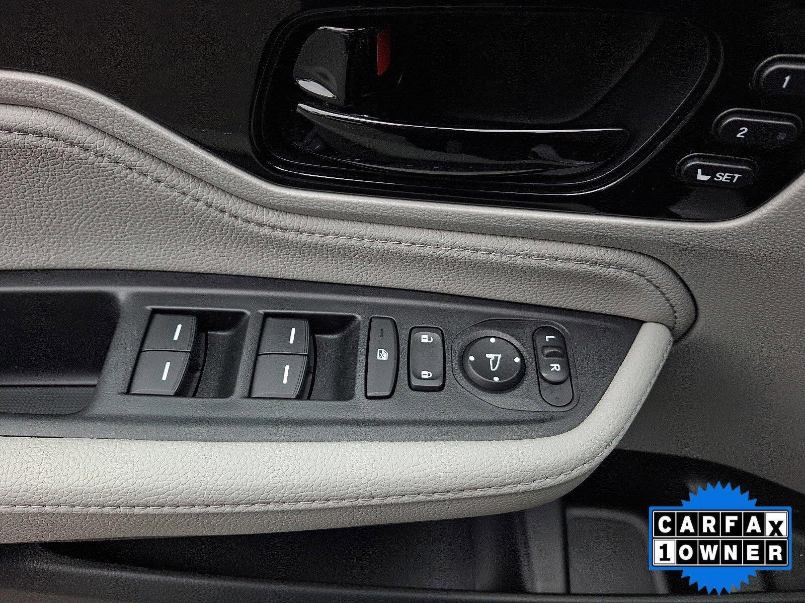 2024 Honda Odyssey Touring Auto