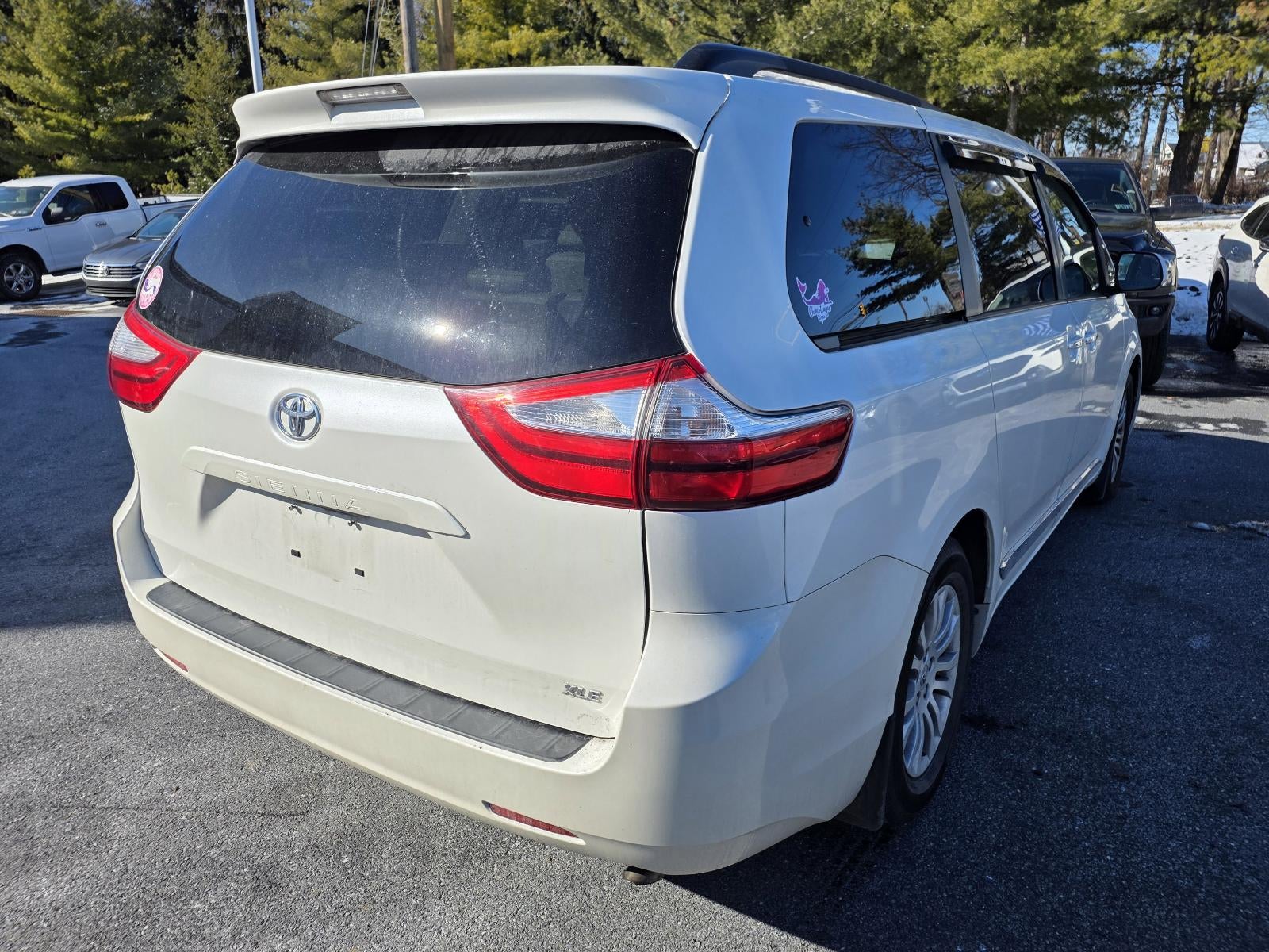 2015 Toyota Sienna 5dr 8-Pass Van XLE FWD (Natl)