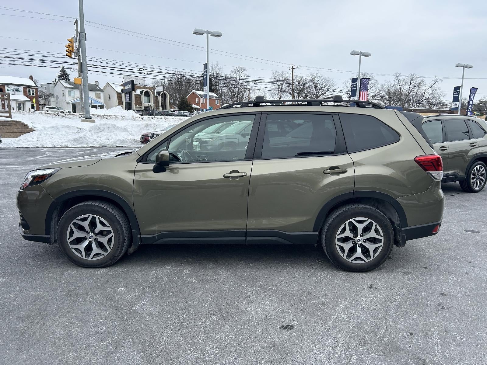 2024 Subaru Forester Premium AWD