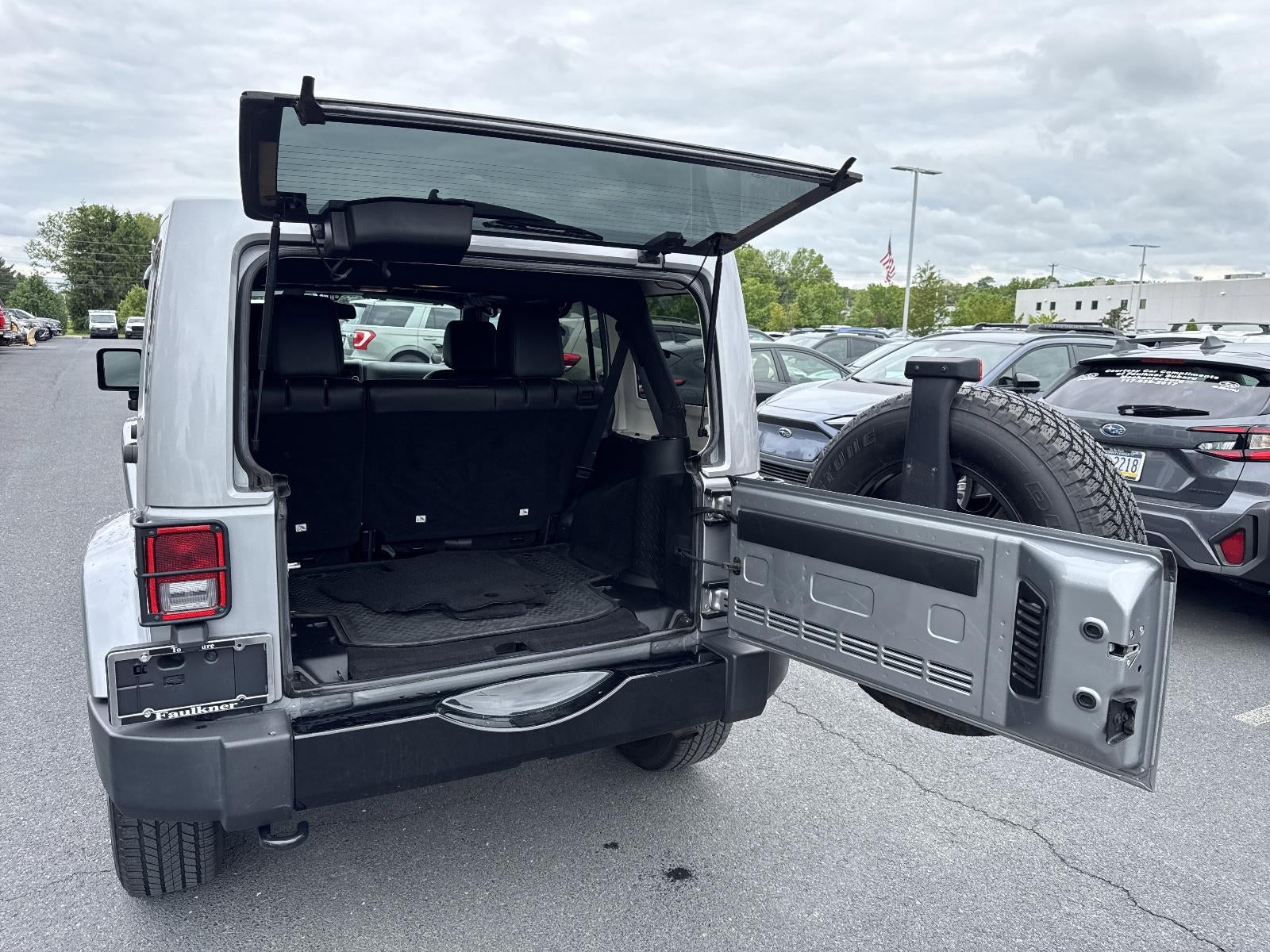 2015 Jeep Wrangler Unlimited 4WD 4dr Altitude