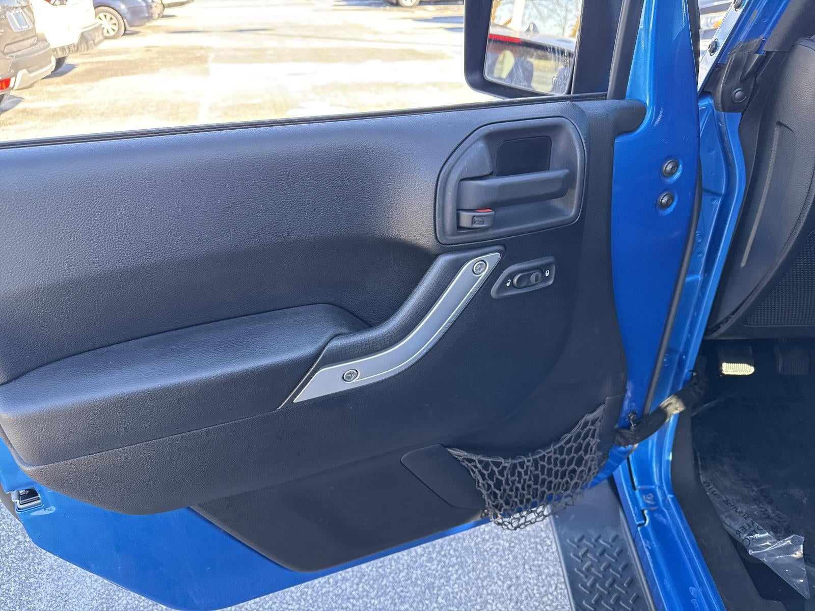 2015 Jeep Wrangler Unlimited 4WD 4dr Sahara