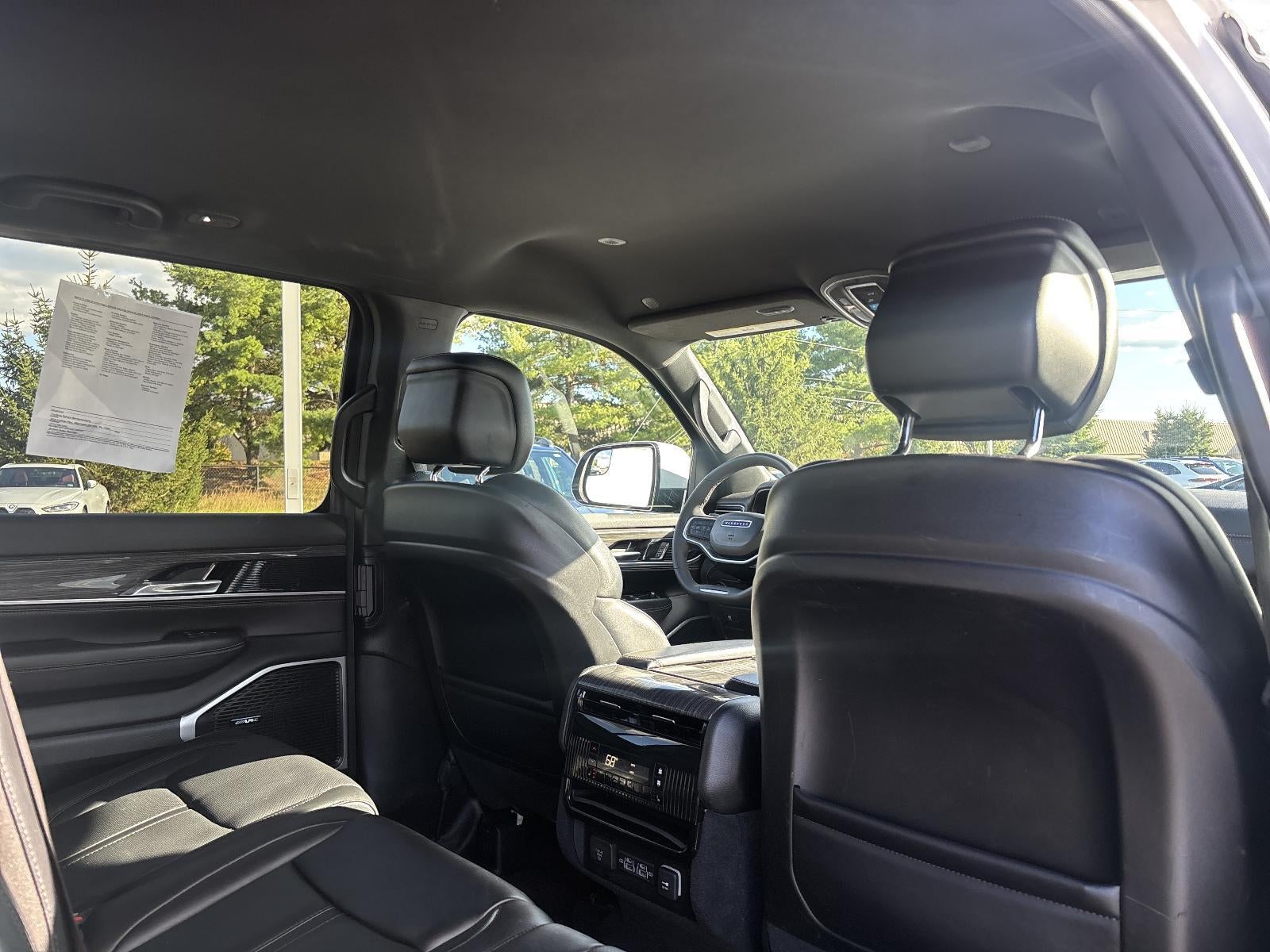 2022 Jeep Wagoneer Series III 4x4