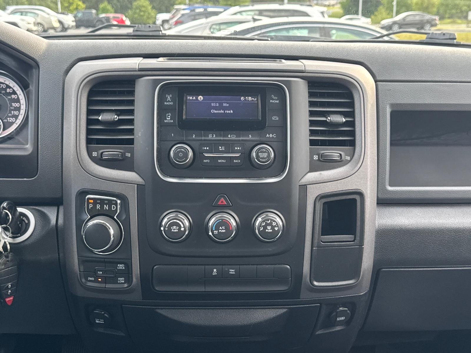2018 RAM 1500 Express 4x4 Quad Cab 6'4" Box