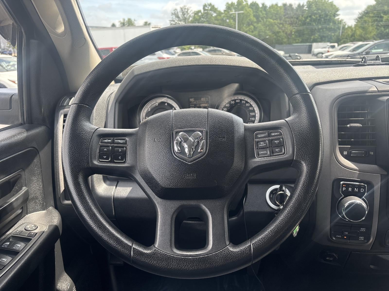 2014 RAM 1500 4WD Crew Cab 5.7 Ft Box Tradesman