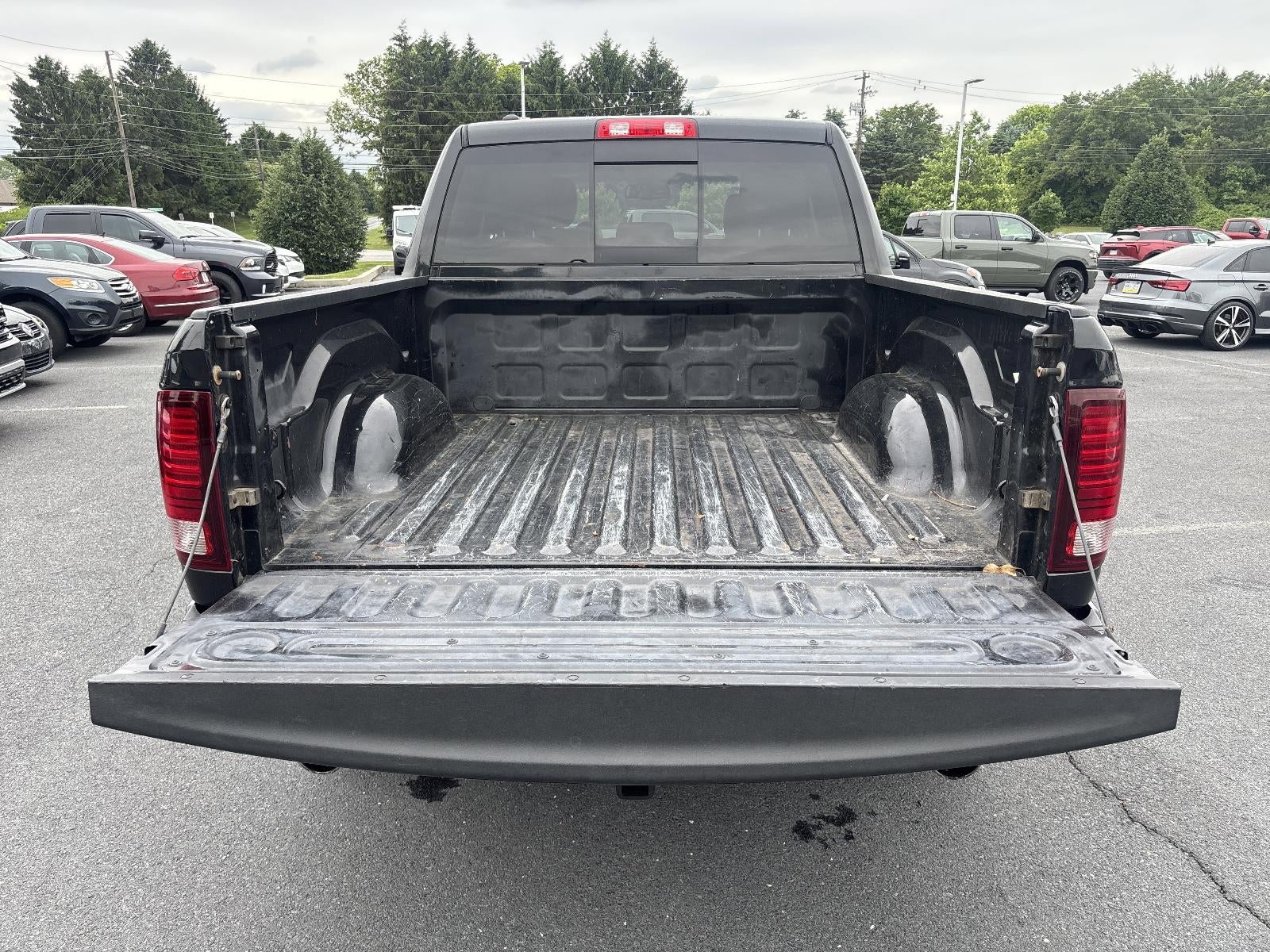 2016 RAM 1500 4WD Crew Cab 5.7 Ft Box Sport