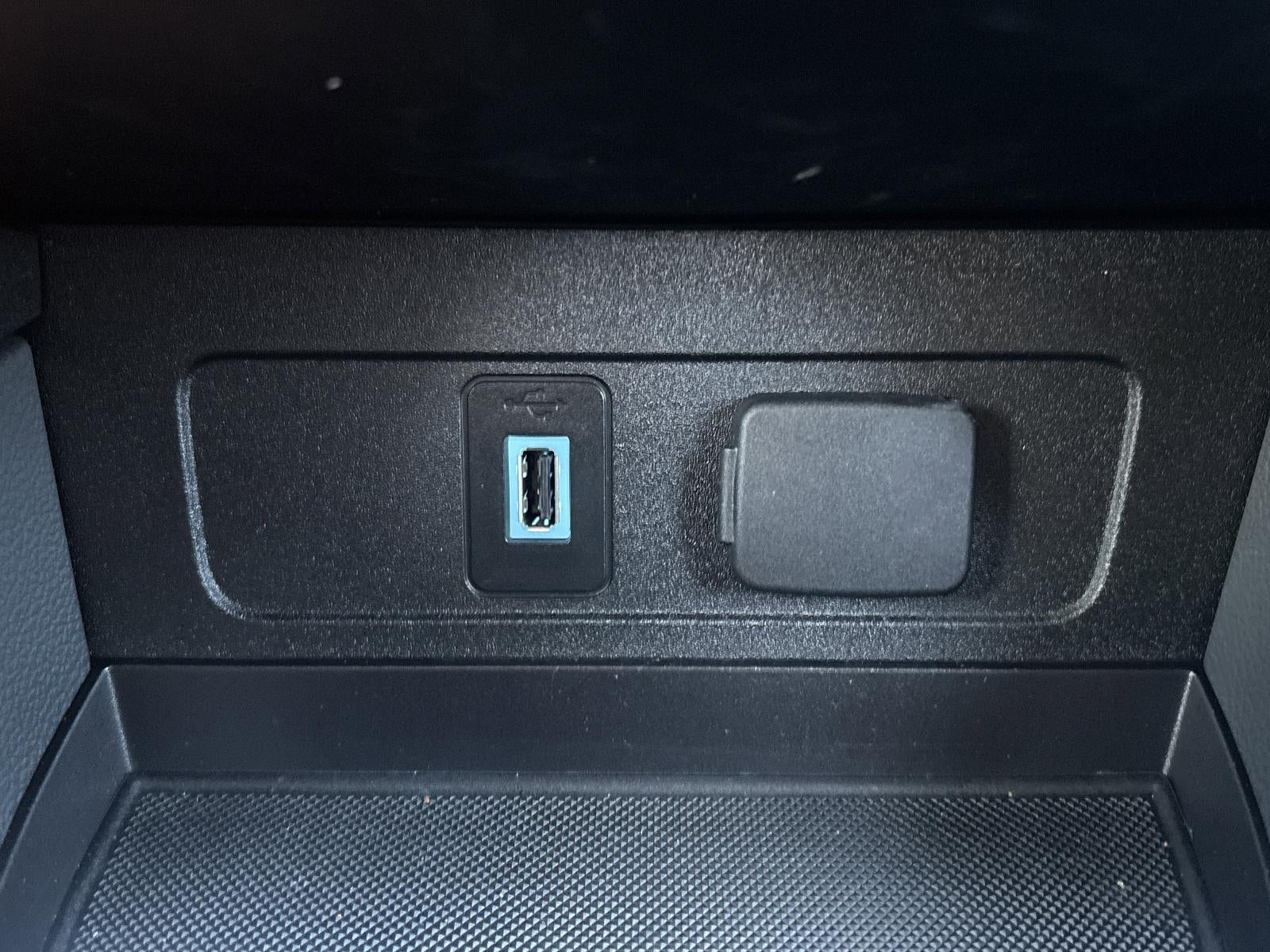 2017 Ford Escape Titanium 4WD