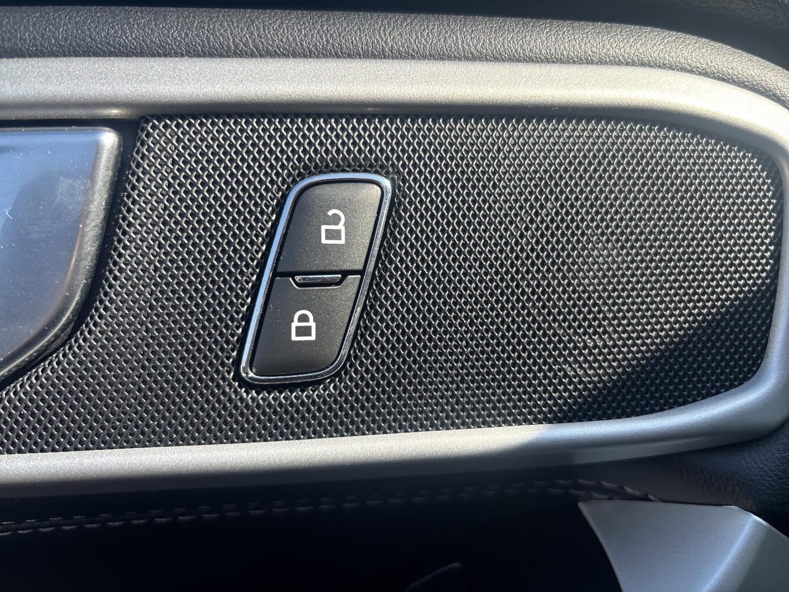 2022 Ford Explorer XLT 4WD