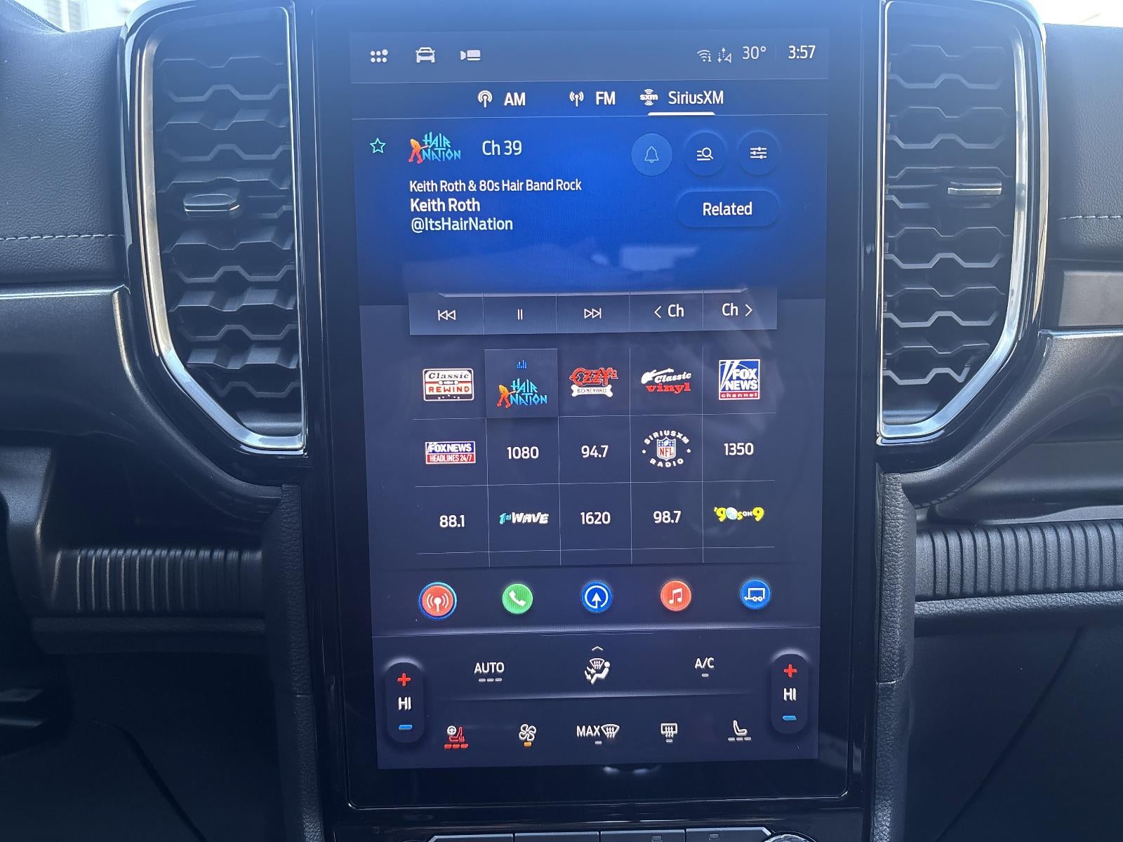 2025 Ford Ranger LARIAT 4WD SuperCrew 5' Box