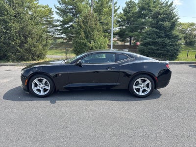 2016 Chevrolet Camaro 2dr Coupe 1LT