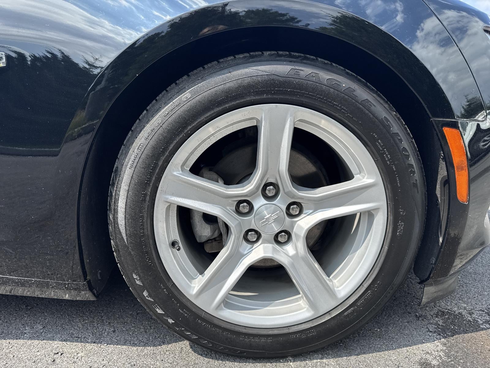 2016 Chevrolet Camaro 2dr Coupe 1LT
