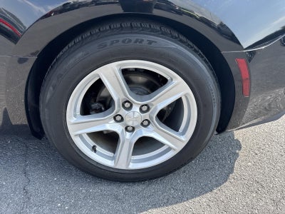 2016 Chevrolet Camaro 2dr Coupe 1LT