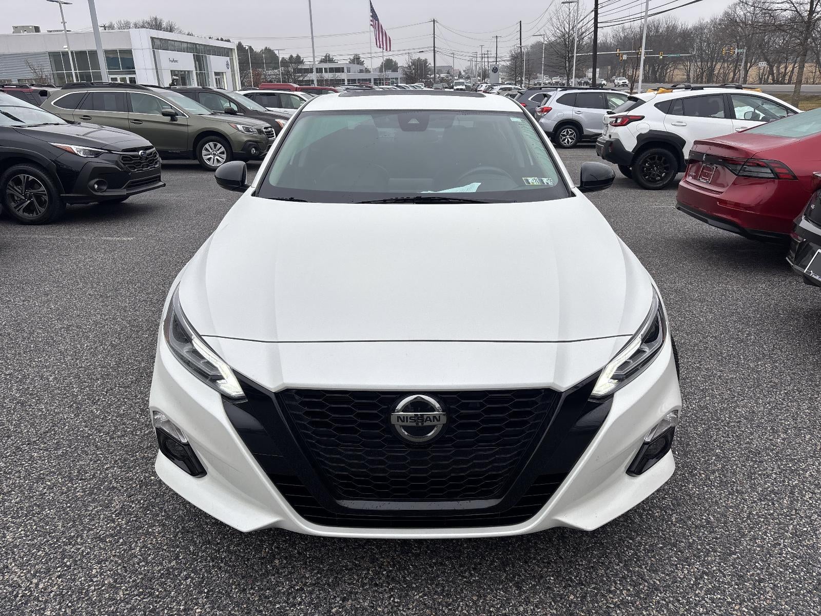 2022 Nissan Altima 2.5 SR AWD Sedan