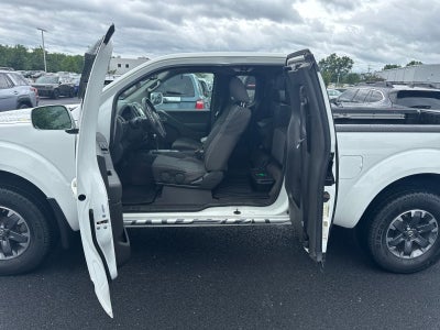 2015 Nissan Frontier 4WD King Cab Auto PRO-4X