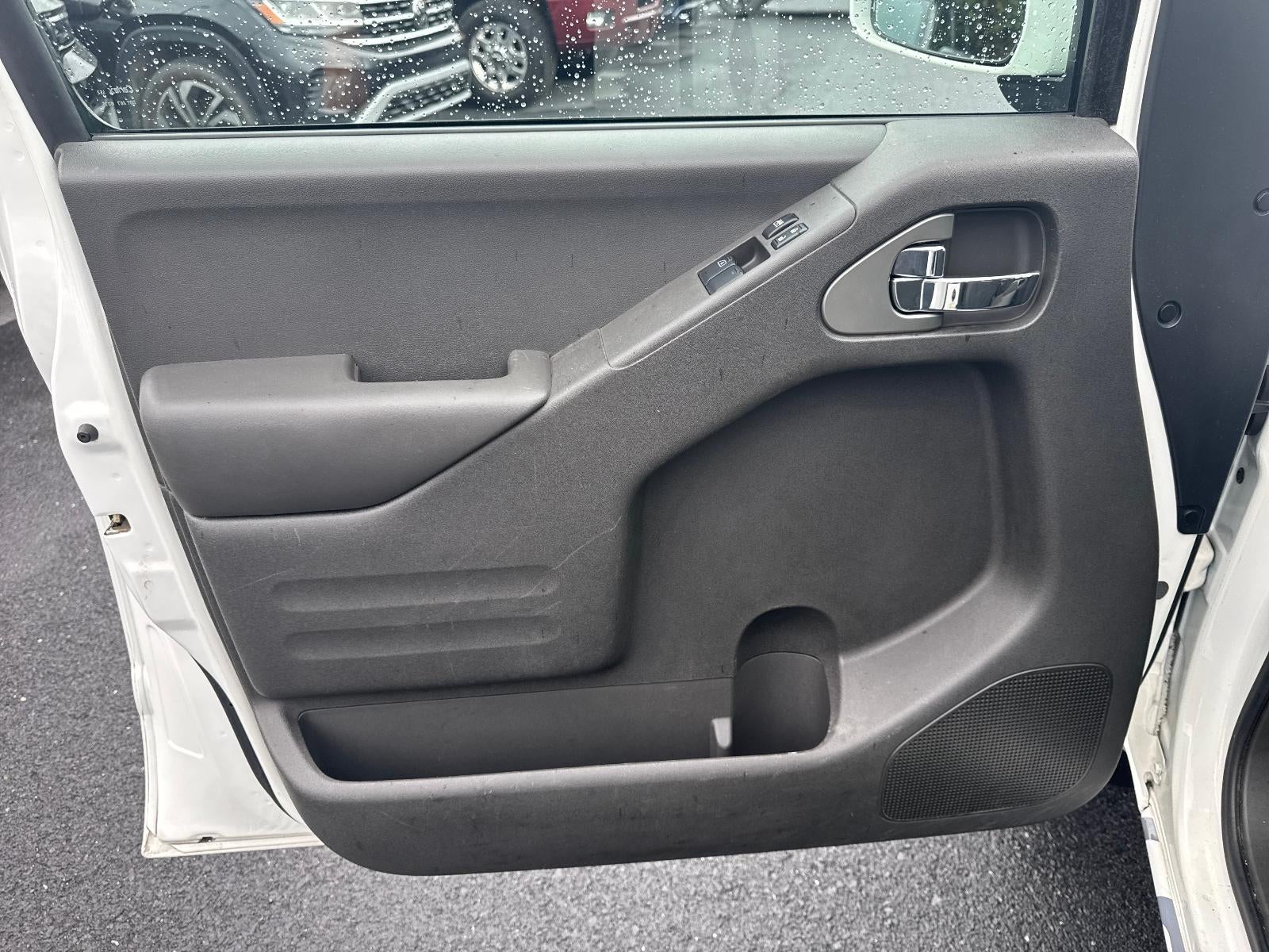 2015 Nissan Frontier 4WD King Cab Auto PRO-4X