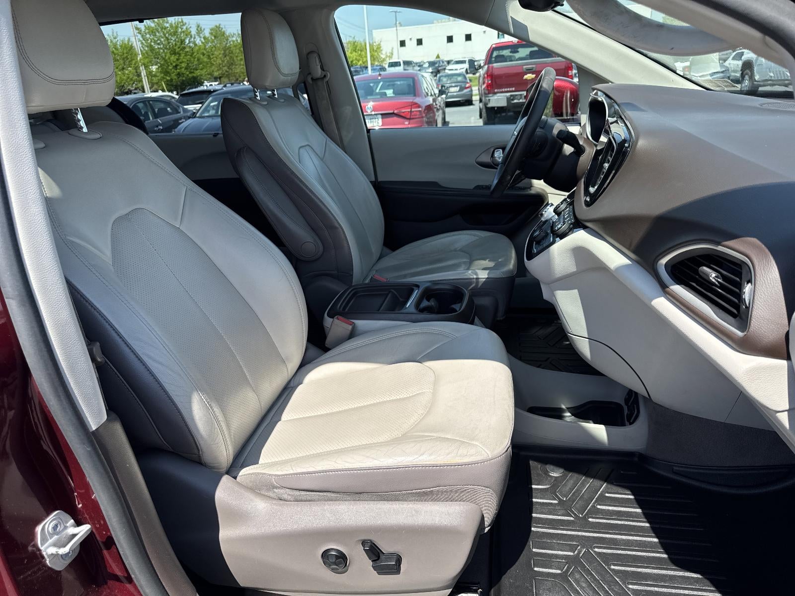 2018 Chrysler Pacifica Touring L FWD