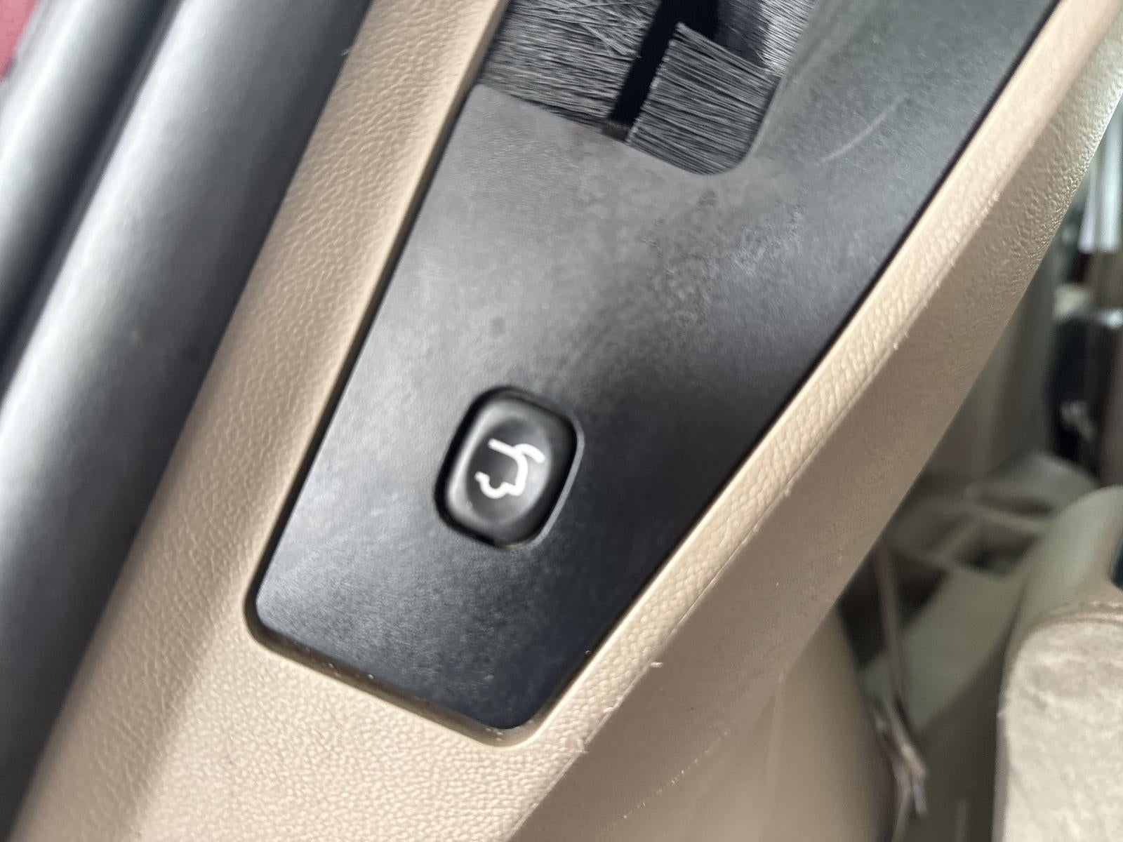 2014 Chrysler Town & Country 4dr Wgn Touring-L