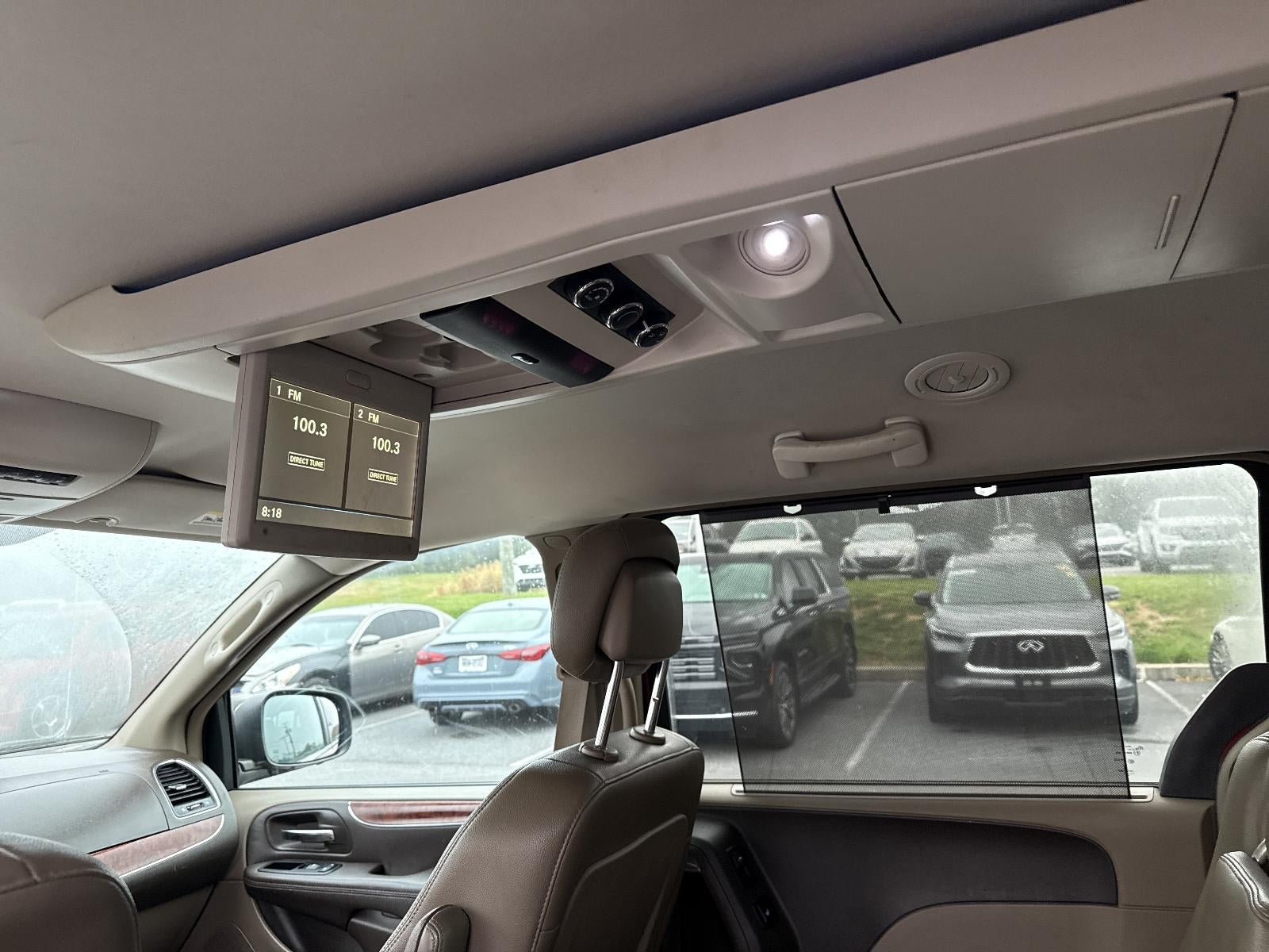 2014 Chrysler Town & Country 4dr Wgn Touring-L
