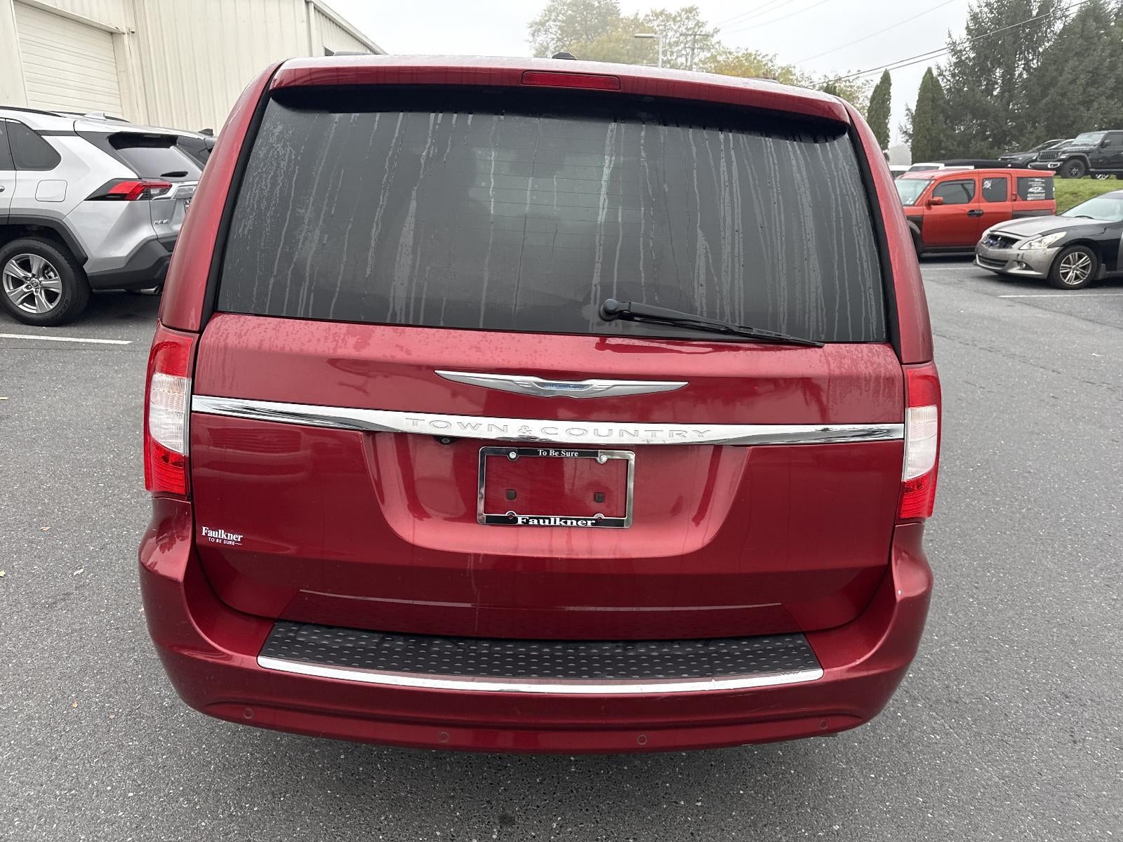 2014 Chrysler Town & Country 4dr Wgn Touring-L