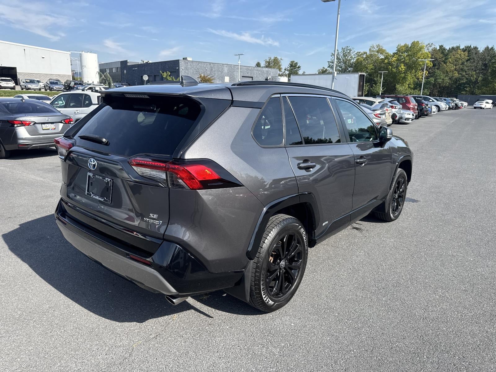 2024 Toyota RAV4 Hybrid SE AWD (Natl)
