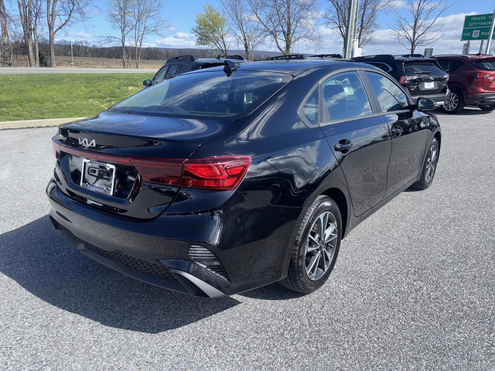 2024 Kia Forte LXS IVT