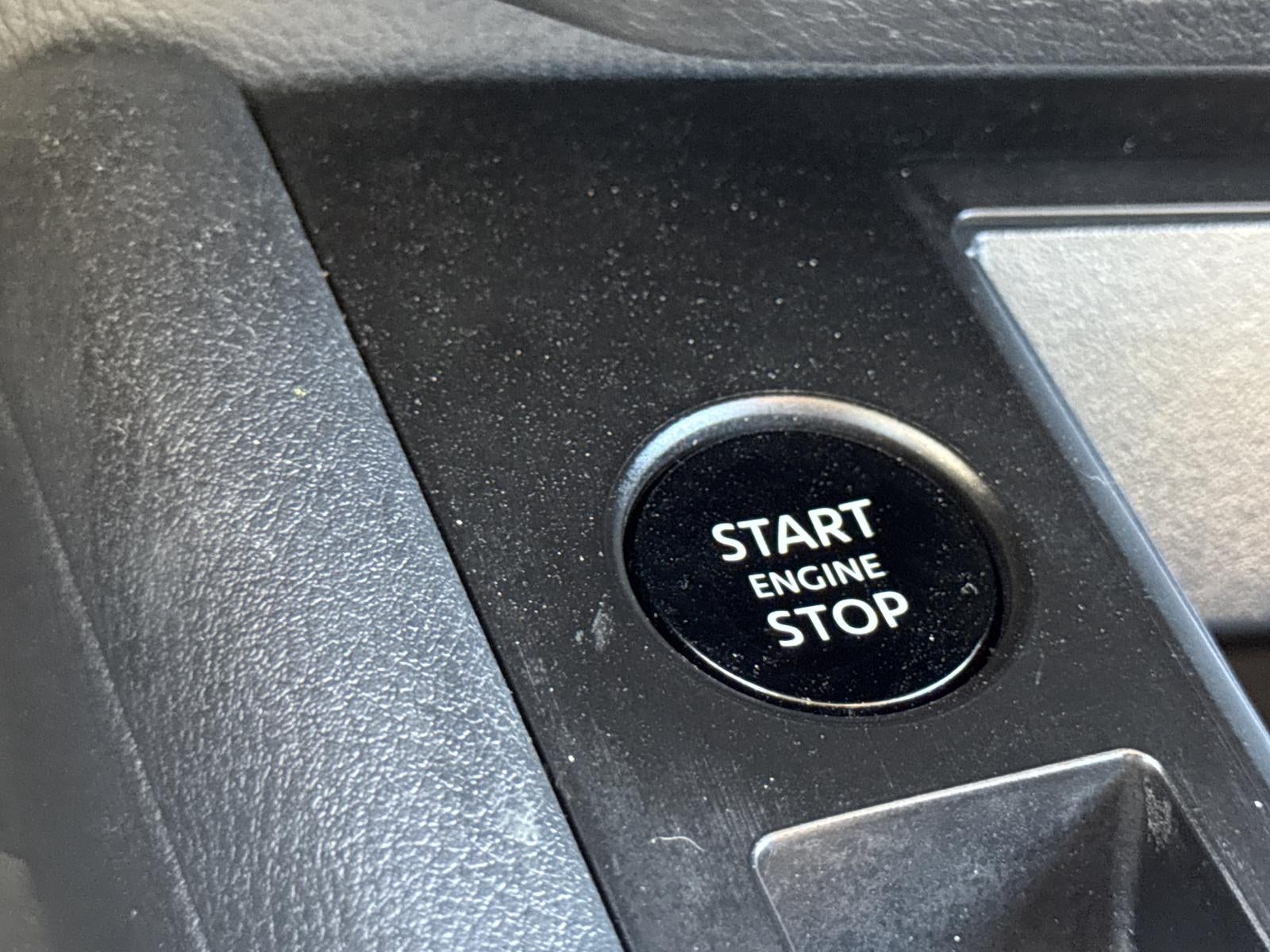 2025 Nissan Kicks S AWD
