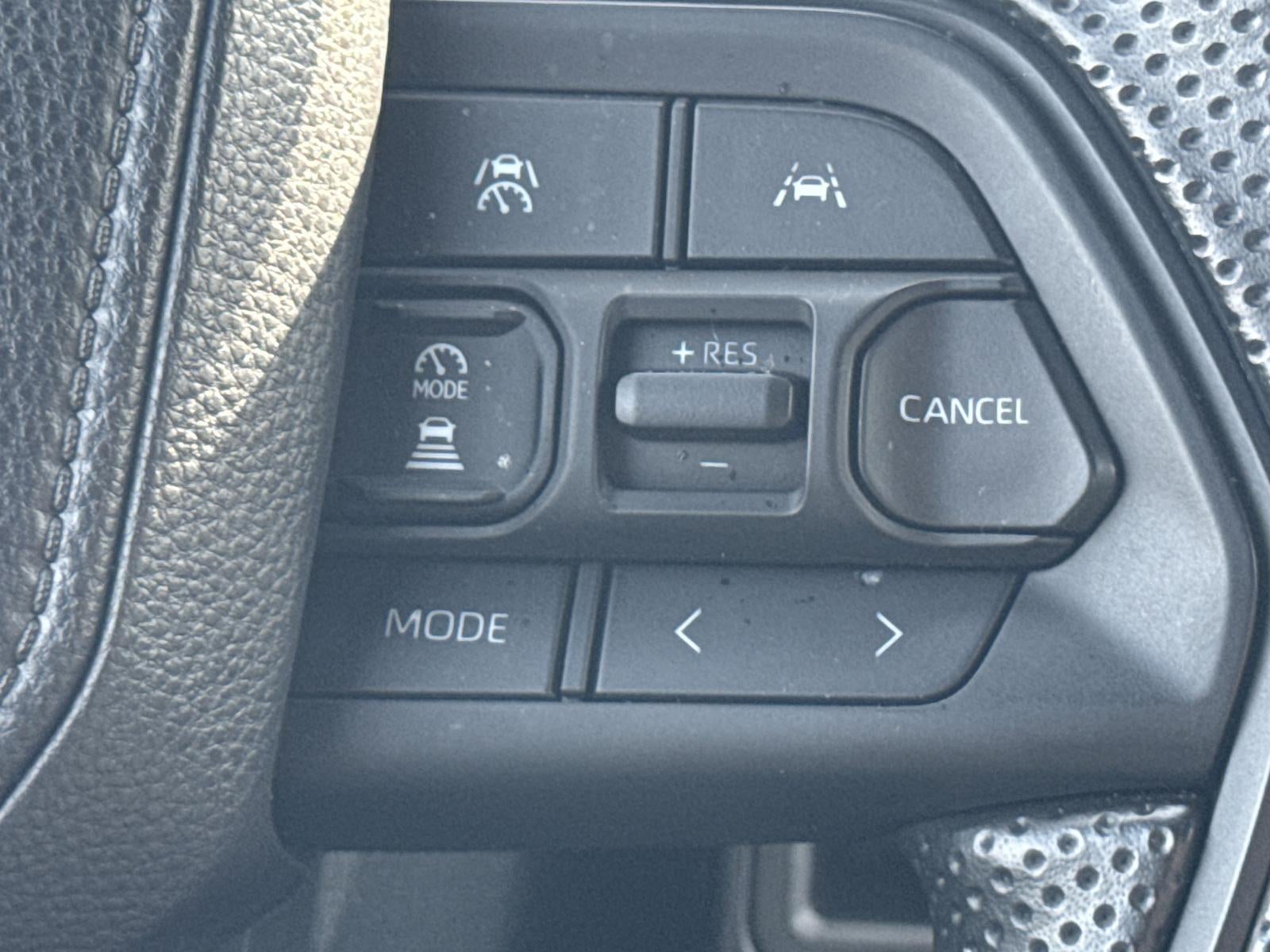 2025 Toyota Tacoma 4WD 4WD SR5 Double Cab 6' Bed AT (Natl)