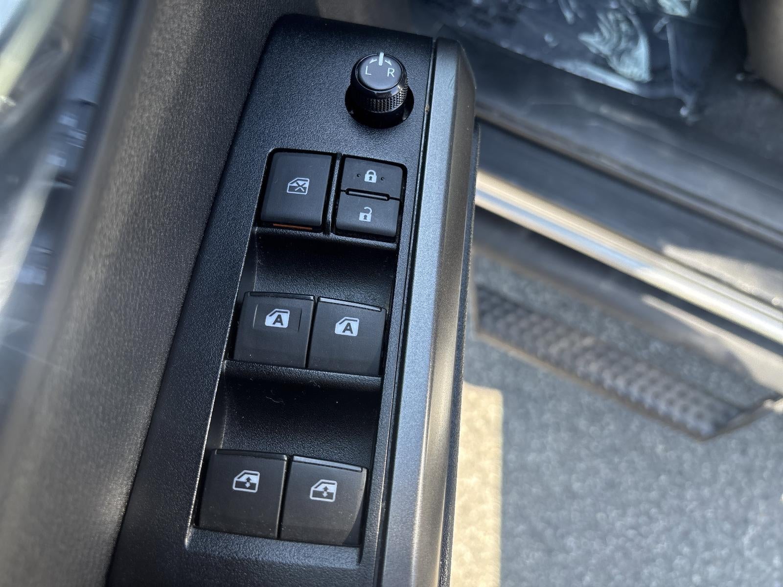 2022 Toyota Tacoma 4WD 4WD TRD Sport Double Cab 6' Bed V6 AT (Natl)