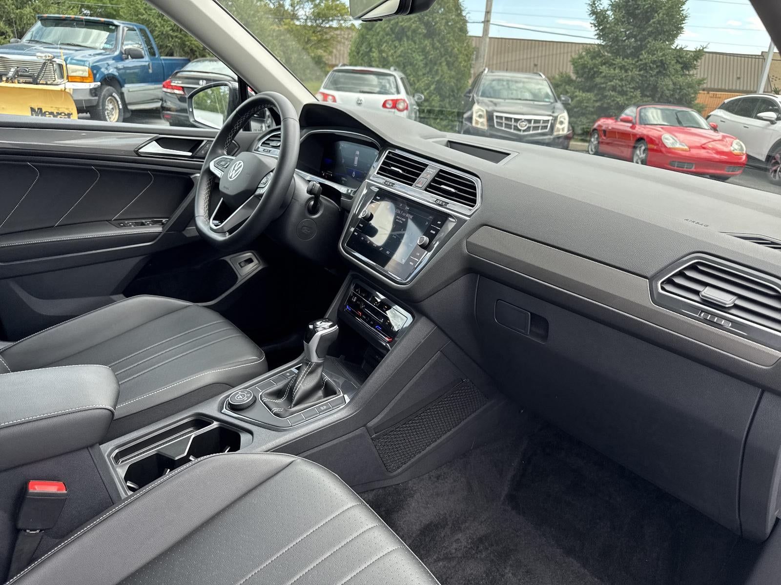 2024 Volkswagen Tiguan 2.0T SE 4MOTION