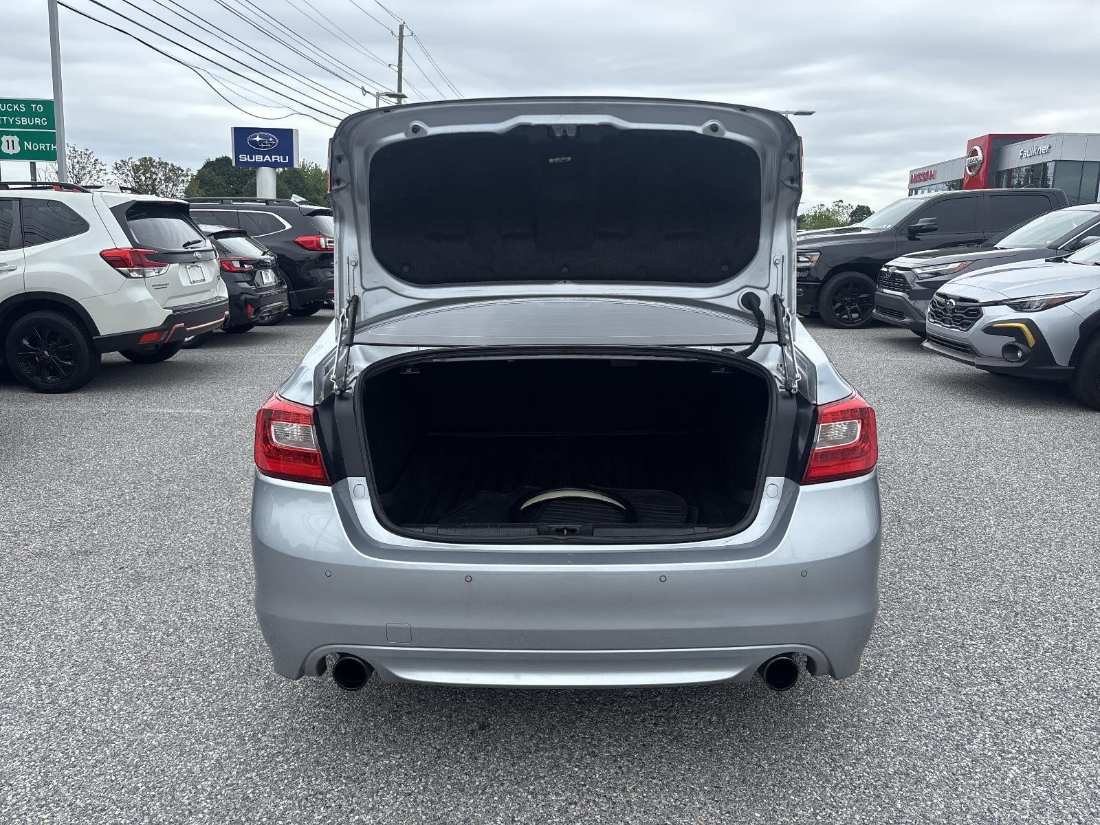 2017 Subaru Legacy 3.6R Limited