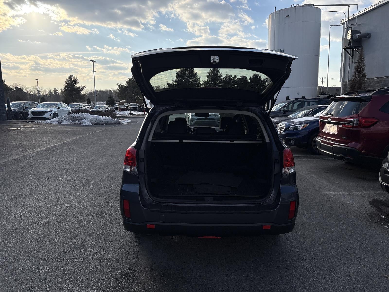 2014 Subaru Outback 2.5i Limited Automatic
