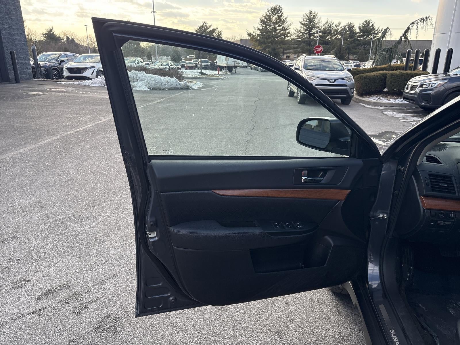 2014 Subaru Outback 2.5i Limited Automatic