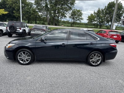 2017 Toyota Camry SE Auto (SE)