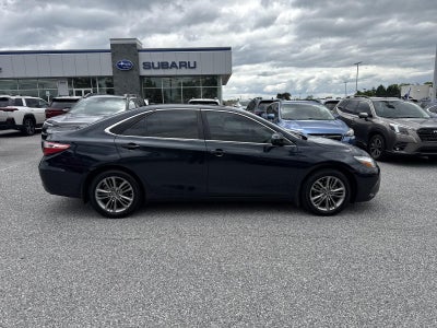 2017 Toyota Camry SE Auto (SE)