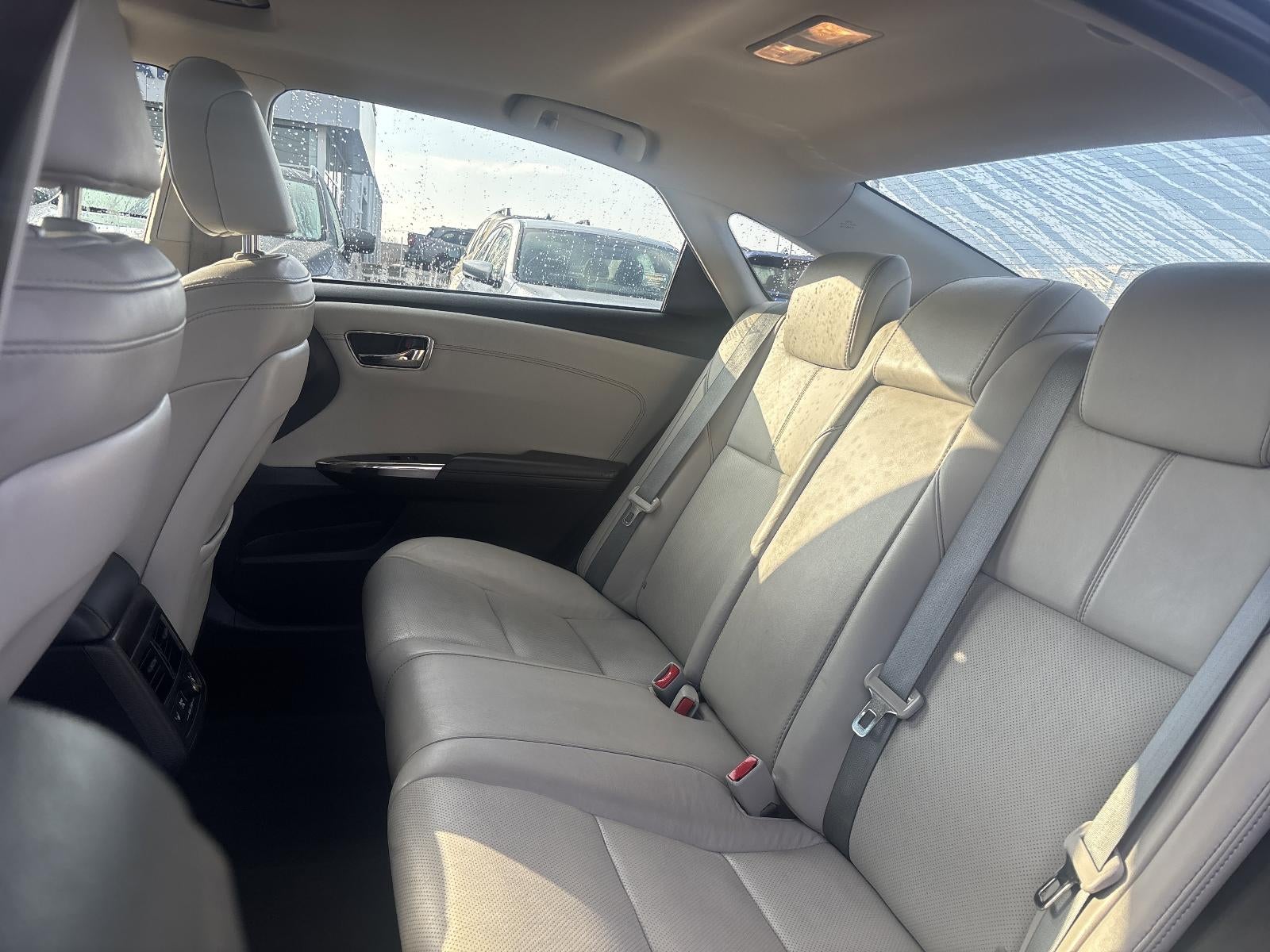 2017 Toyota Avalon Limited (Natl)