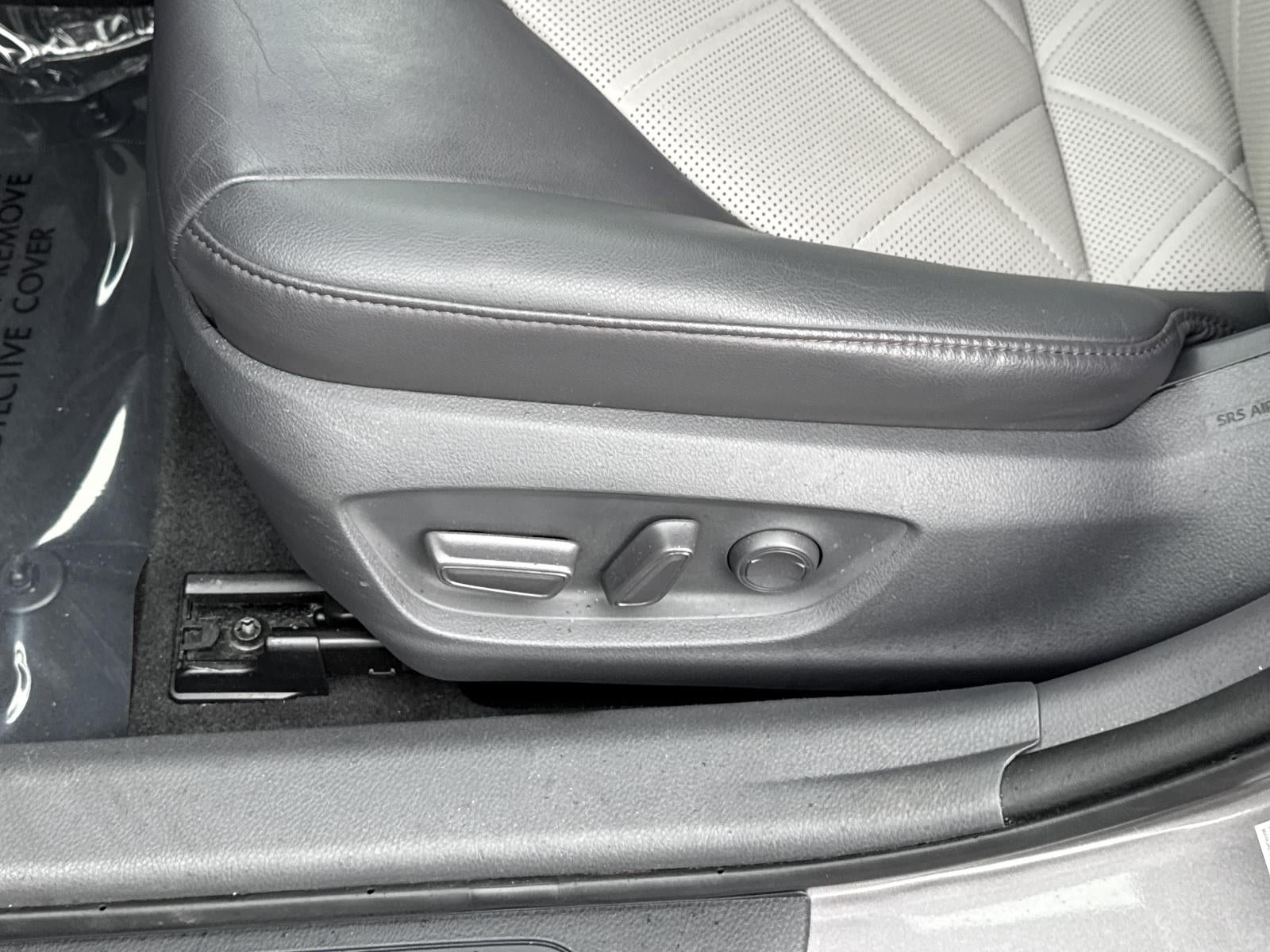 2018 Toyota Camry XLE V6 Auto (Natl)