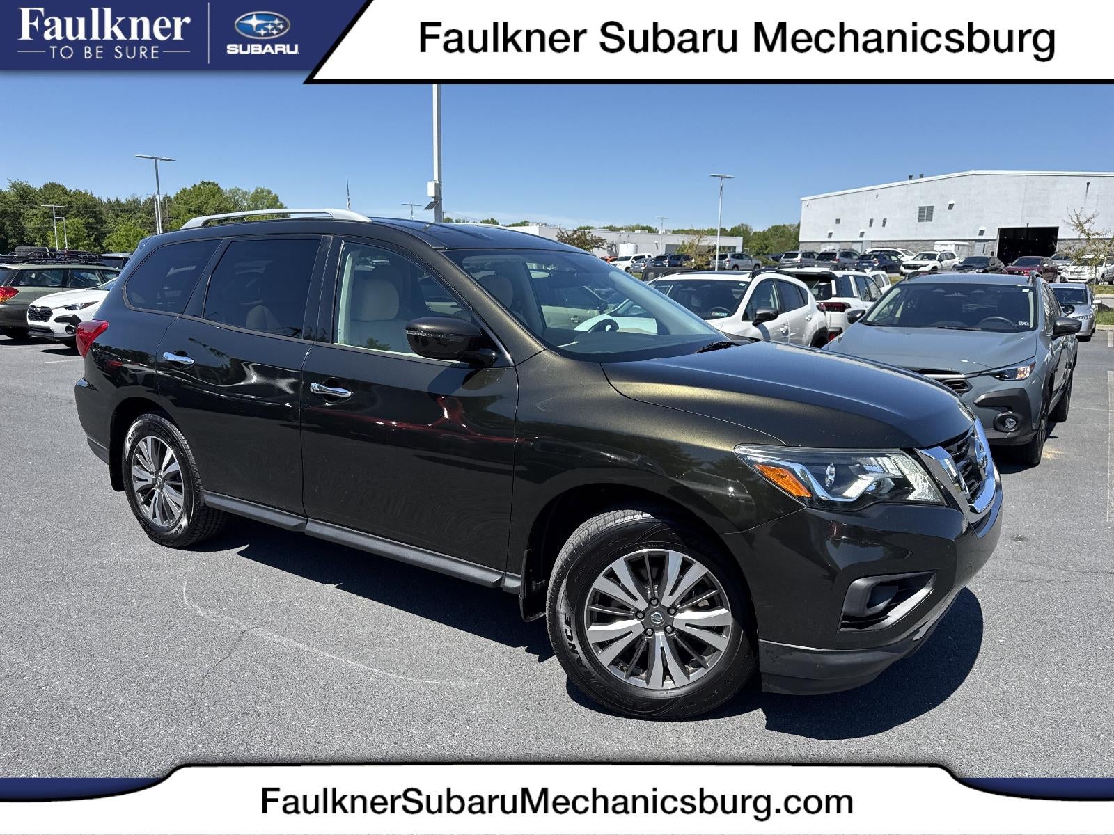 2017 Nissan Pathfinder 4x4 SV