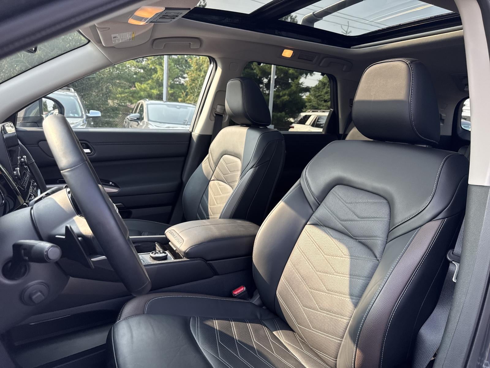 2024 Nissan Pathfinder Platinum 4WD