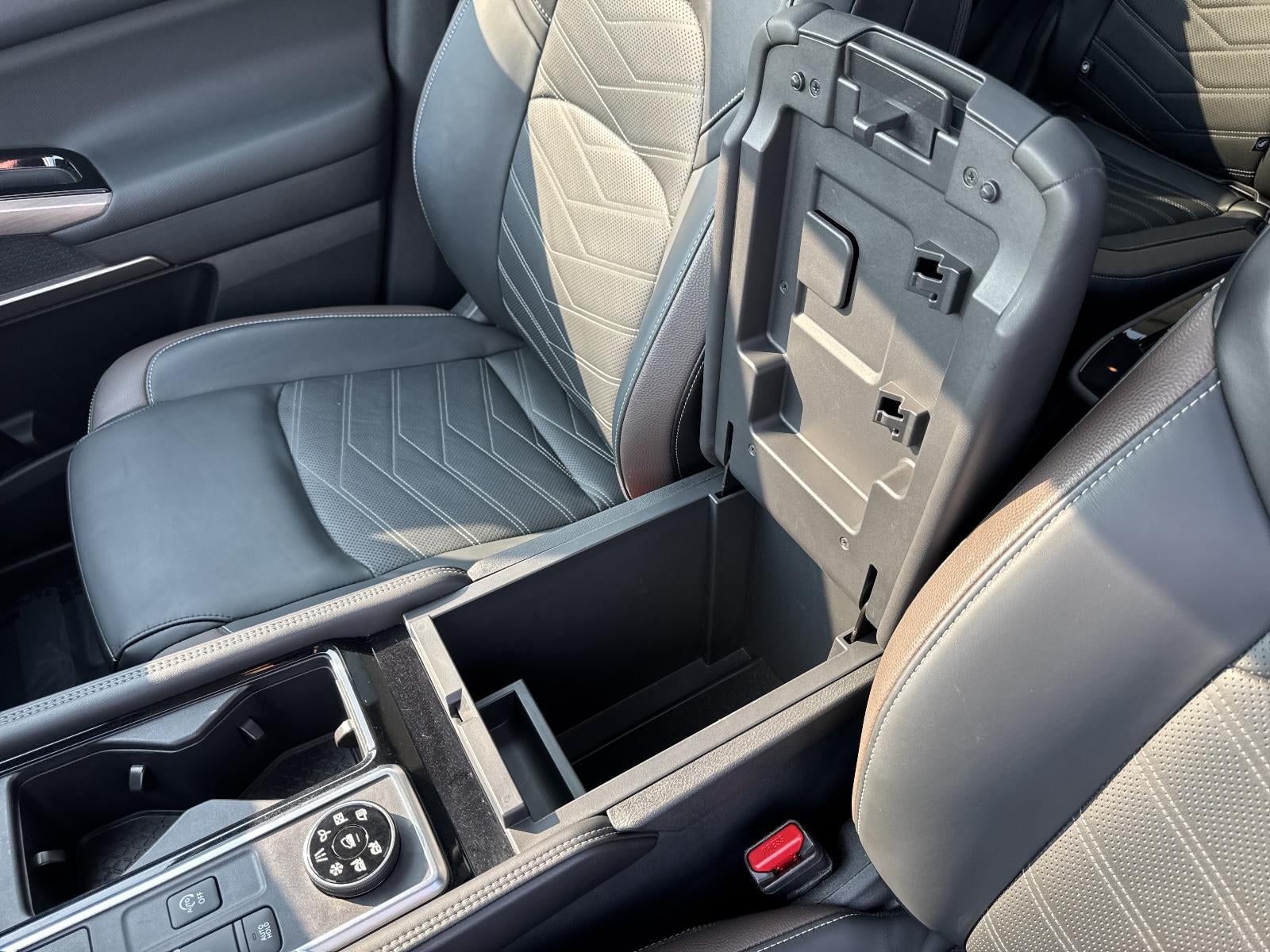 2024 Nissan Pathfinder Platinum 4WD