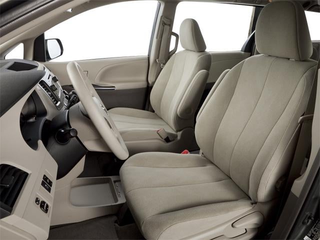 2013 Toyota Sienna 5dr 7-Pass Van V6 XLE AWD (Natl)