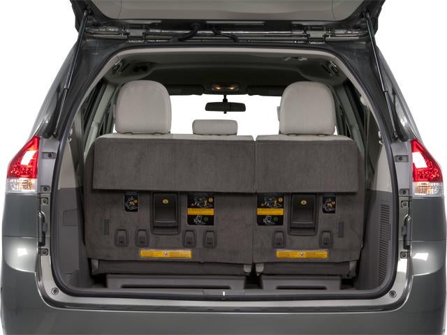 2013 Toyota Sienna 5dr 7-Pass Van V6 XLE AWD (Natl)