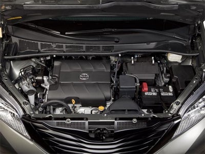 2013 Toyota Sienna 5dr 7-Pass Van V6 XLE AWD (Natl)