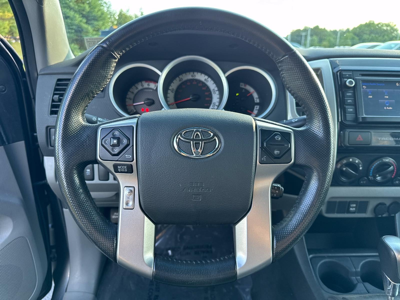 2015 Toyota Tacoma 4WD Access Cab Standard Bed V6 Automatic (SE)