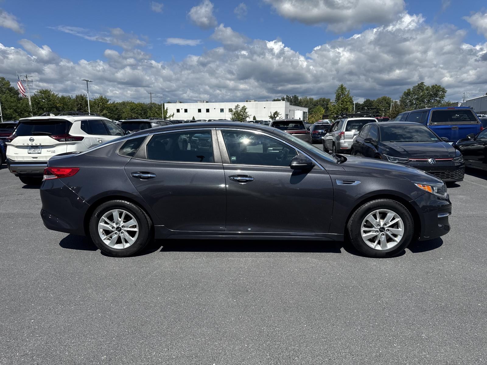 2017 Kia Optima LX Auto
