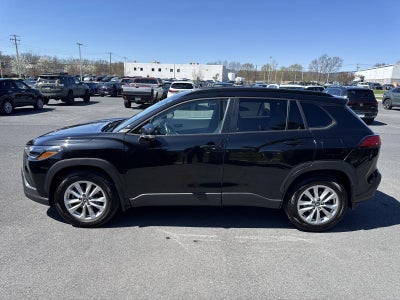 2022 Toyota Corolla Cross LE 4WD (Natl)