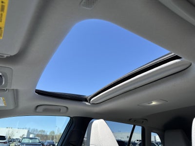 2022 Toyota Corolla Cross LE 4WD (Natl)