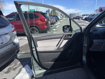 2015 Subaru Forester 2.5i Premium CVT