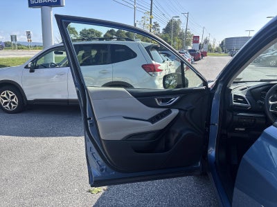 2021 Subaru Forester Premium CVT