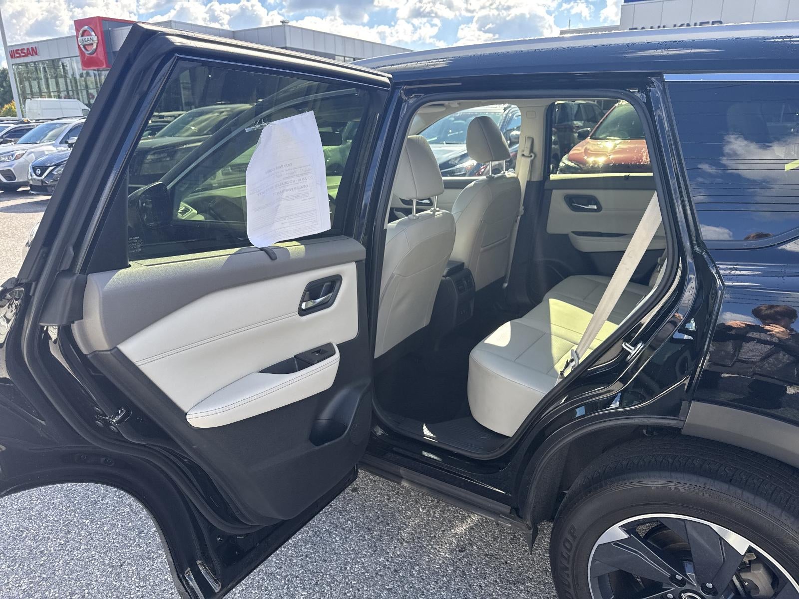 2024 Nissan Rogue AWD SV